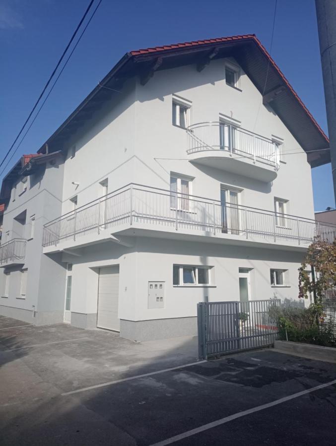 Nibela Apartments Загреб Экстерьер фото